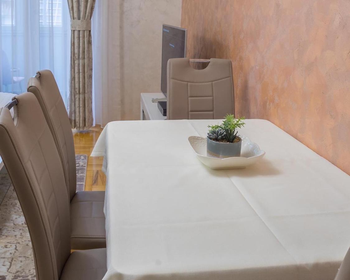 Lux Deluxe Apartment Жабляк Экстерьер фото