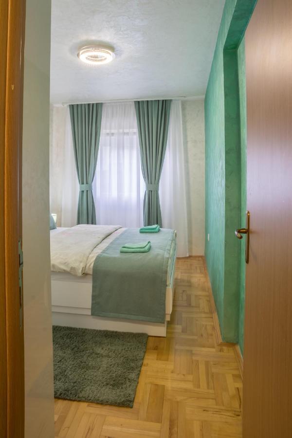 Lux Deluxe Apartment Жабляк Экстерьер фото