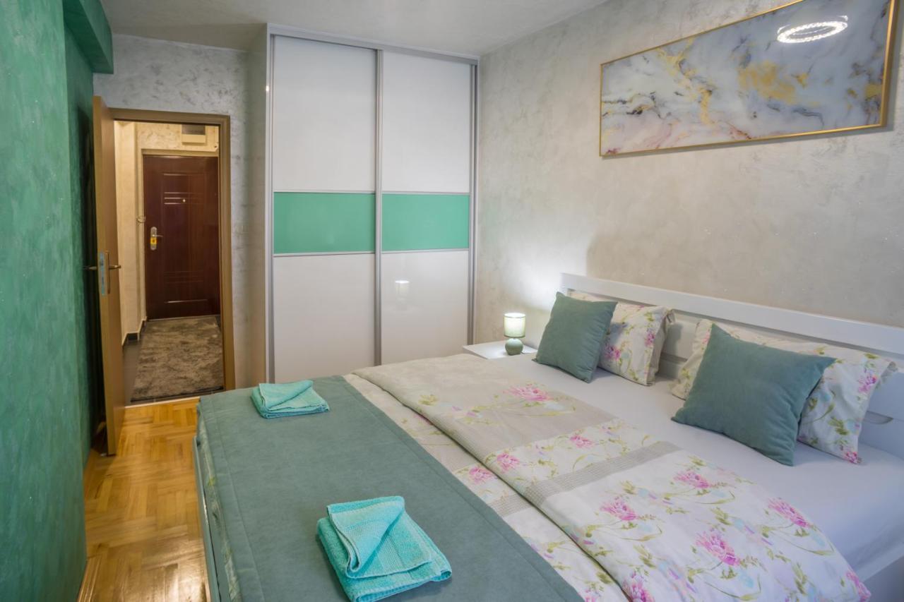 Lux Deluxe Apartment Жабляк Экстерьер фото
